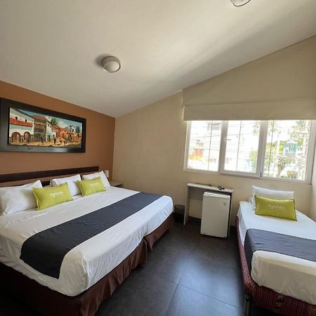 B&B Wasi Airport リマ エクステリア 写真
