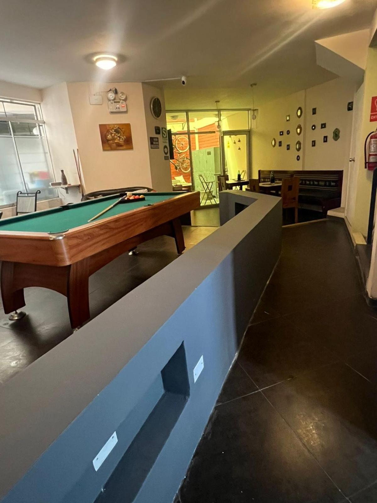 B&B Wasi Airport リマ エクステリア 写真